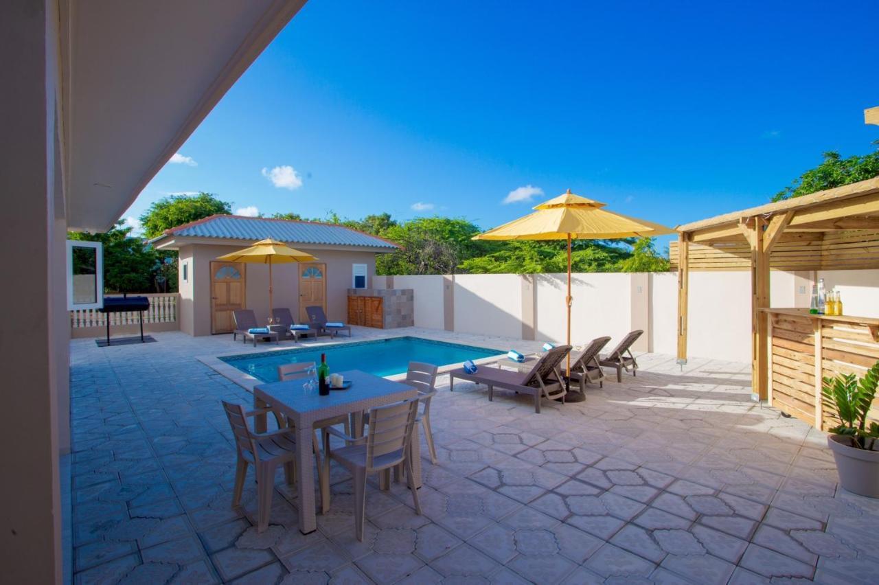 Lovely Caribbean Family Villa With Private Pool Willemstad Ngoại thất bức ảnh