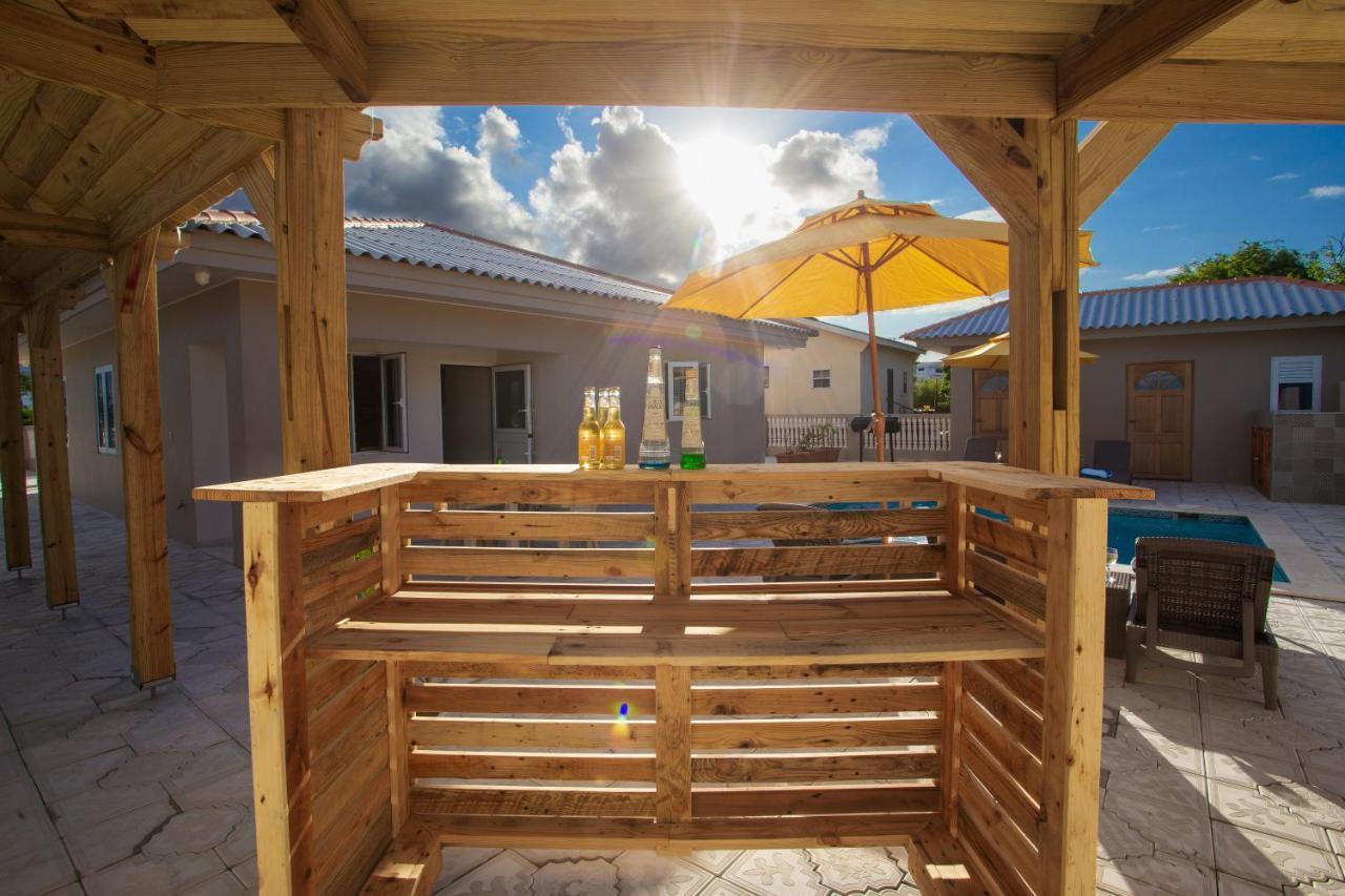Lovely Caribbean Family Villa With Private Pool Willemstad Ngoại thất bức ảnh