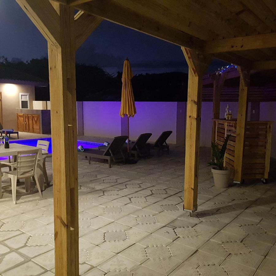Lovely Caribbean Family Villa With Private Pool Willemstad Ngoại thất bức ảnh
